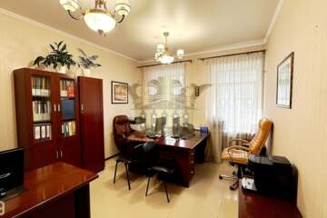 Офис, 100 м², 1/2 эт.