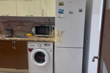 1-к квартира, 40 м², 4/4 эт.